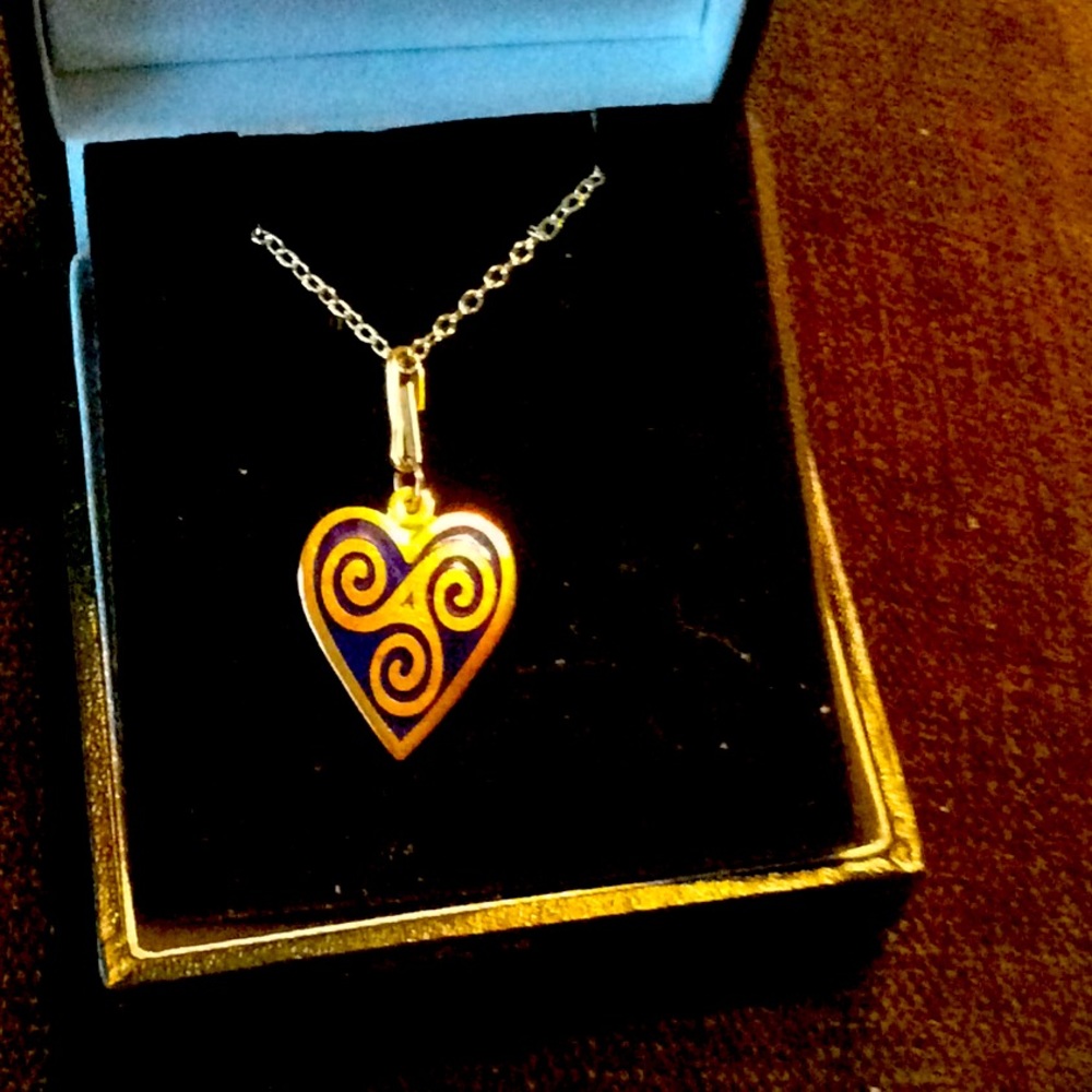 NEWGRANGE GOLD PLATED NECKLACE